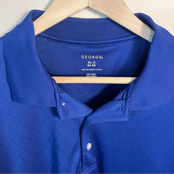 George Polo Shirt in Blue. Size XL. - Picture 2 of 2